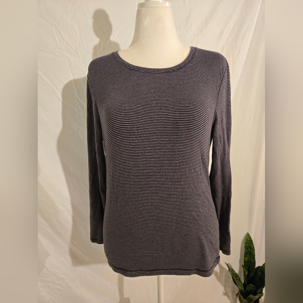Women's Dark Gray Striped Long Sleeve Top